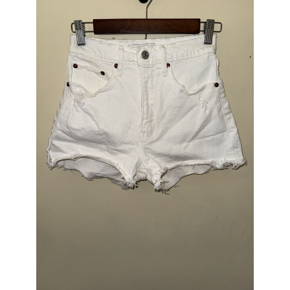 Abercrombie & Fitch Curve Love High Rise Mom Shorts White Distressed Size 25/0